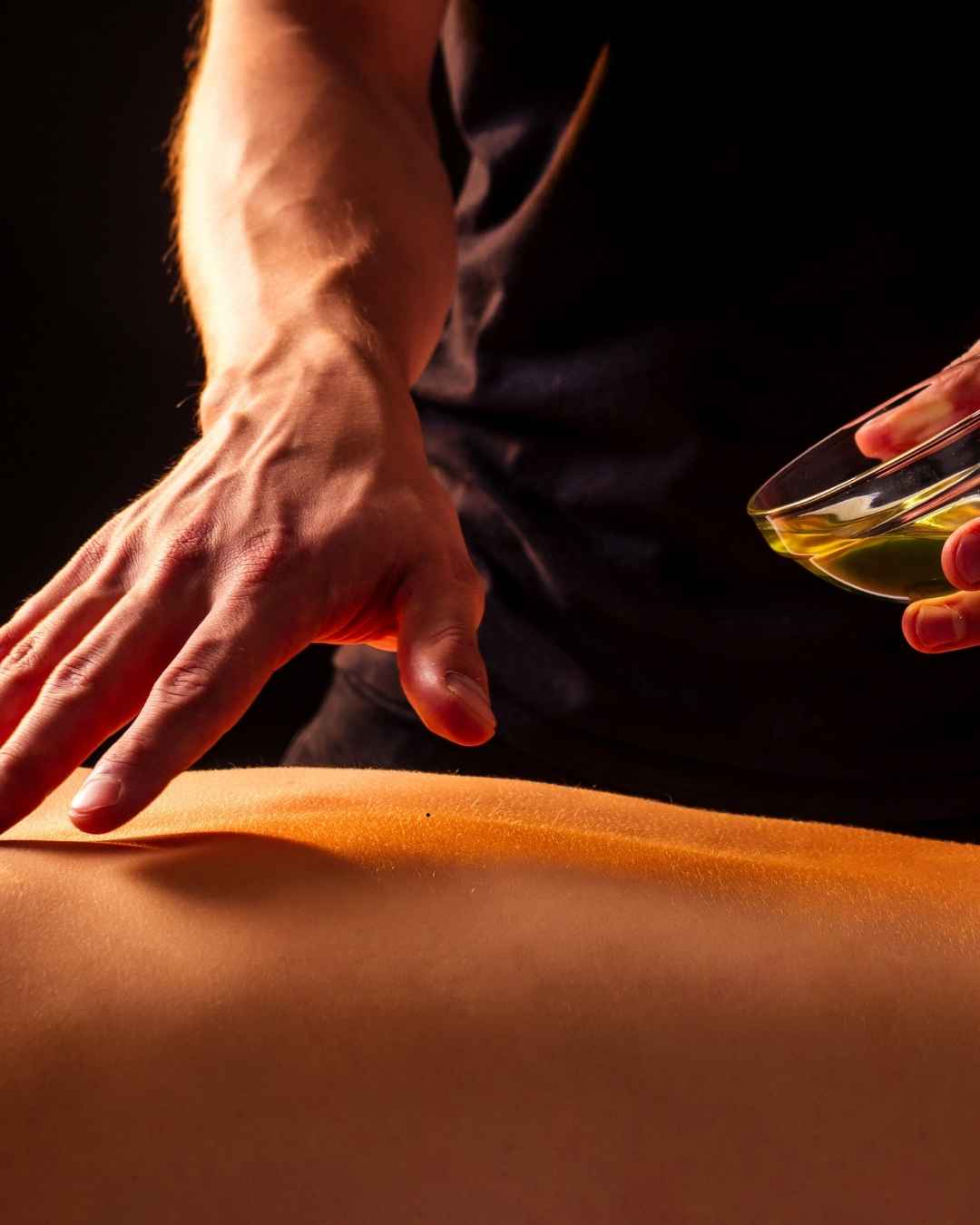 Angeleitete Praxis beim Kashmiri Tantra Massage Training
