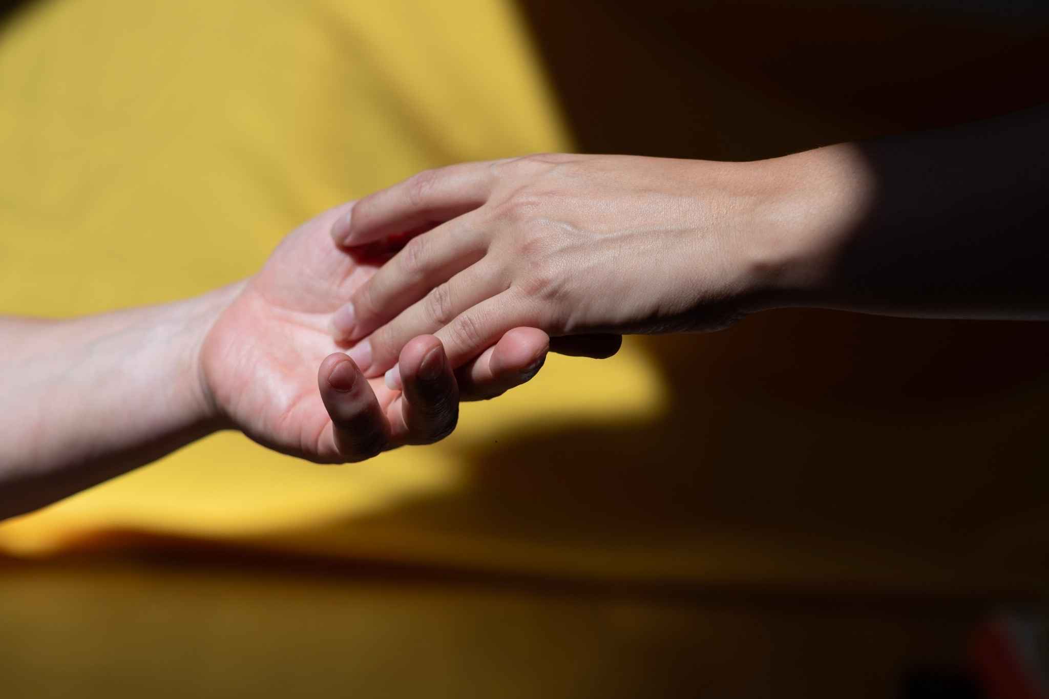 Achtsame Berührung bei der Kashmiri Tantra Massage